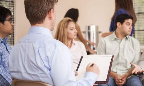 2021年職業選擇 心理咨詢證書與健康管理證書的深度對比與決策指南